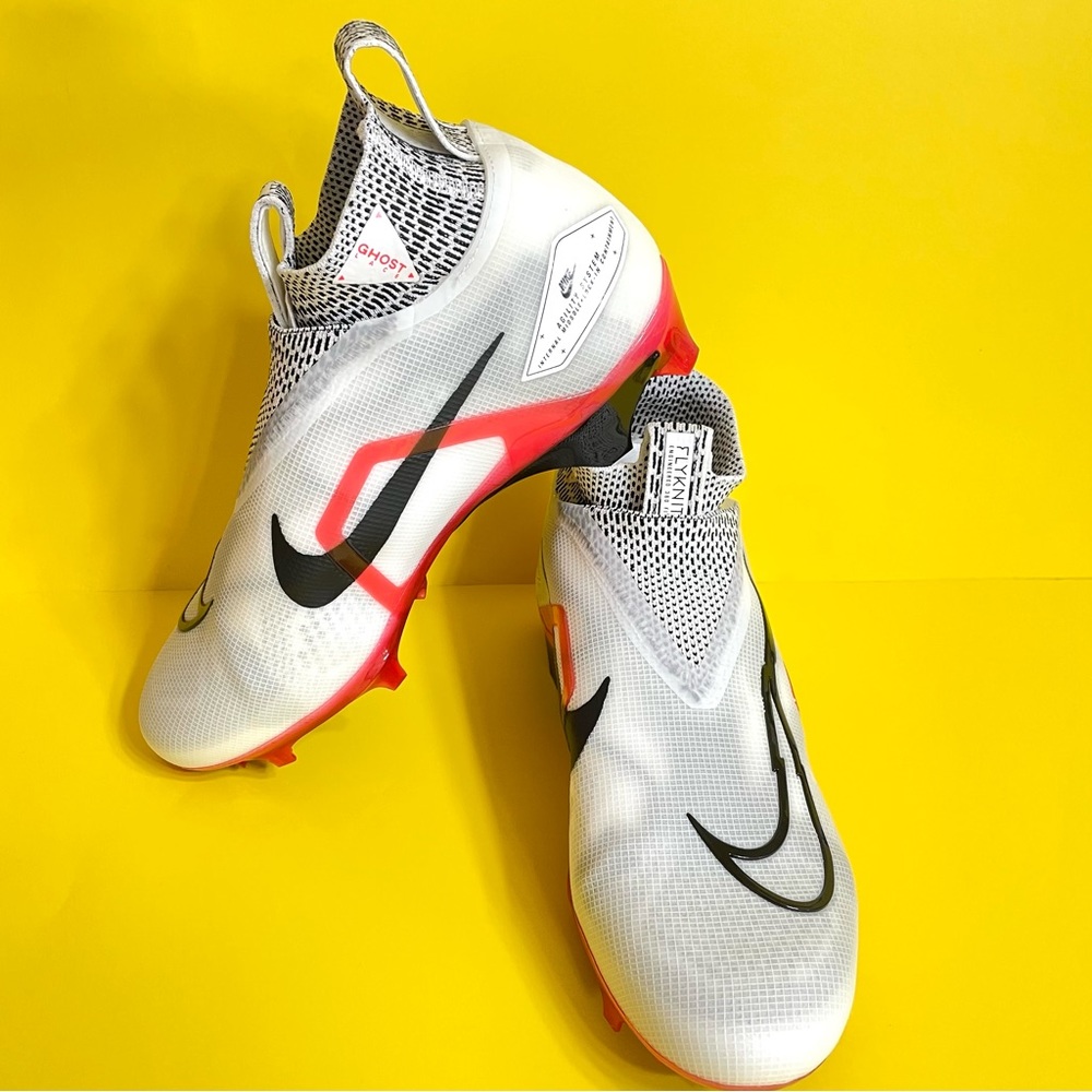 Nike Alpha Menace Elite 3 Football Cleats White University Red CT6648-103